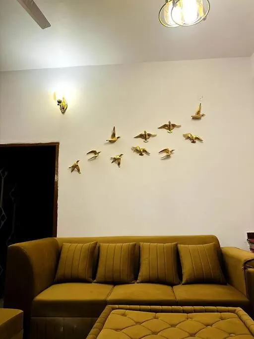 شقة Ajnara 2 فاراناسي 0*,