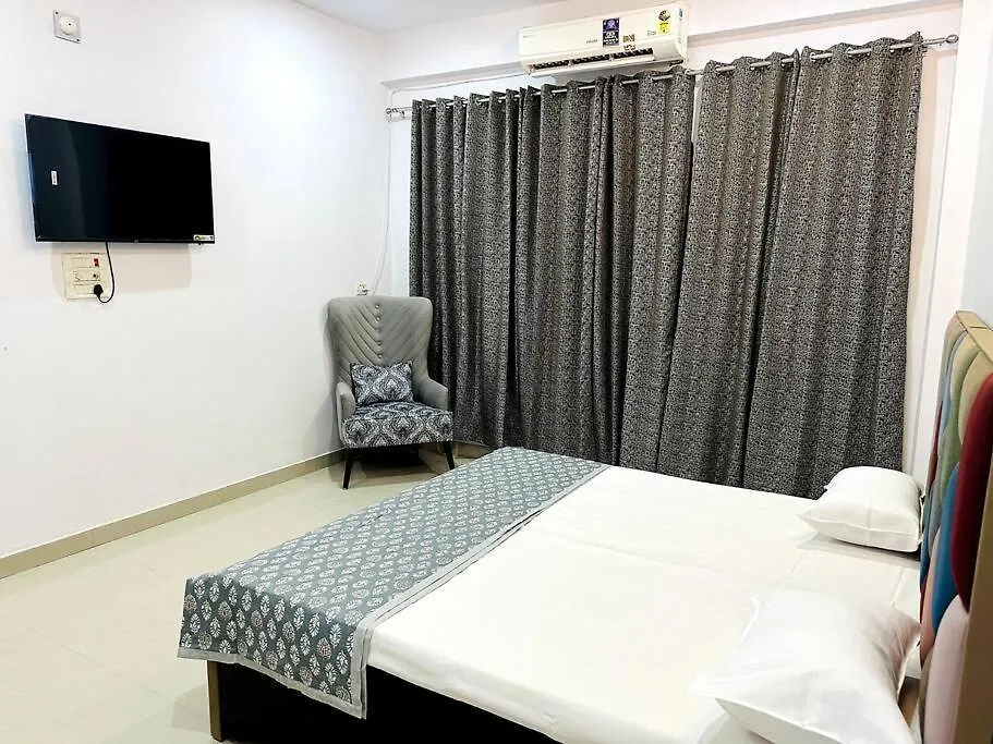 Ajnara 2 Apartman Váránaszi