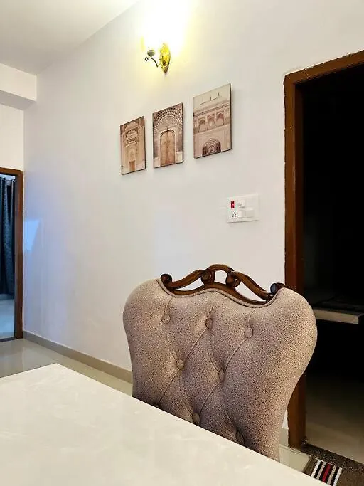 Ajnara 2 Apartman Váránaszi