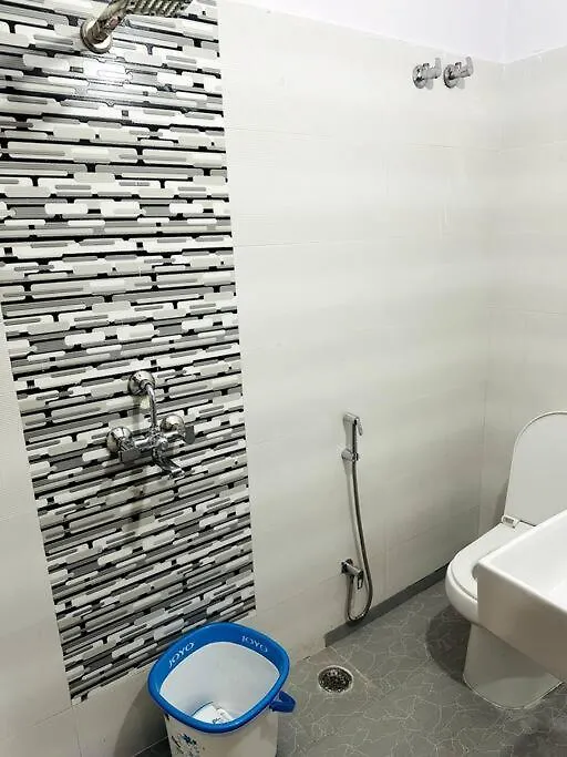Ajnara 2 Apartman Váránaszi
